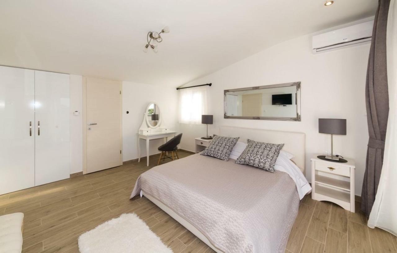 Luxury Villa Vela Rina Mali Drvenik Exteriör bild