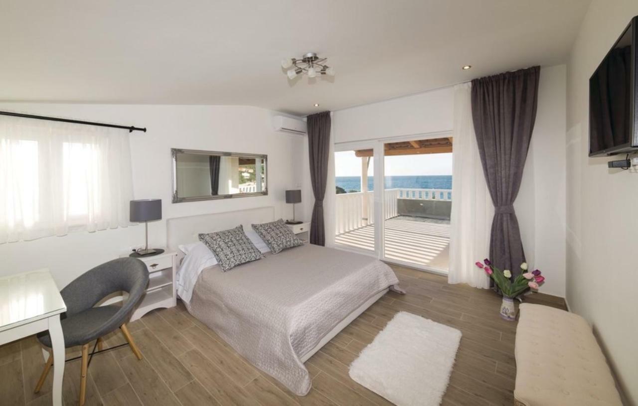 Luxury Villa Vela Rina Mali Drvenik Exteriör bild