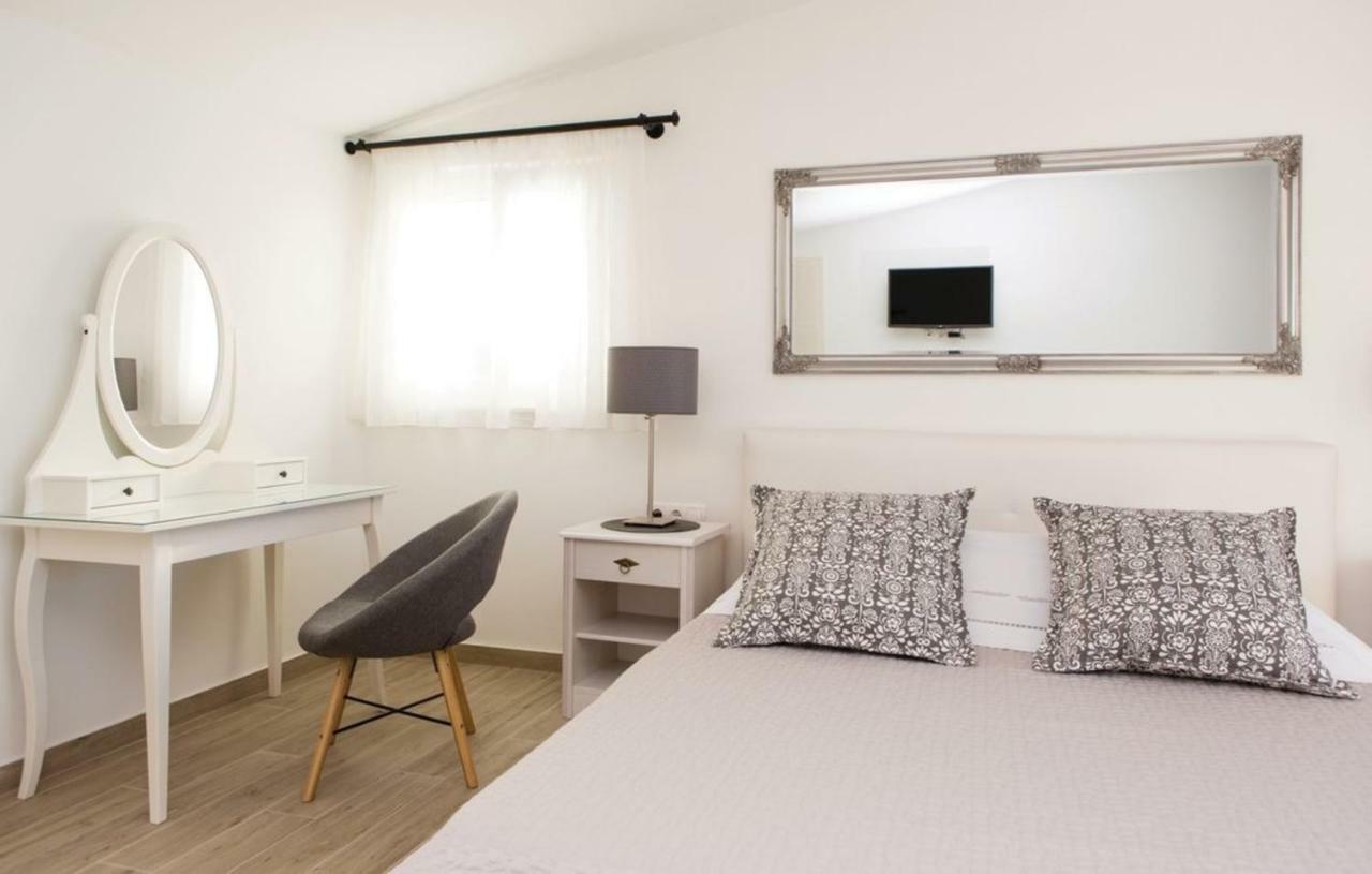 Luxury Villa Vela Rina Mali Drvenik Exteriör bild